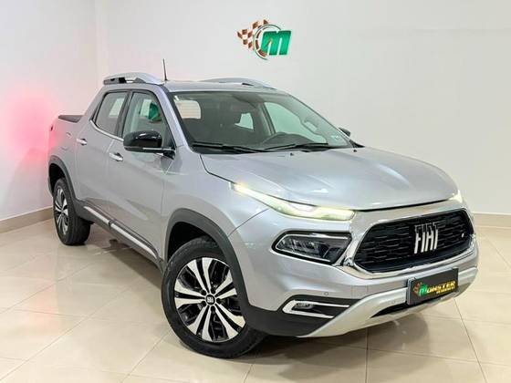 FIAT TORO 2.0 16V TURBO DIESEL VOLCANO 4WD AT9 FIAT TORO 2.0 16V TURBO DIESEL VOLCANO 4WD AT9